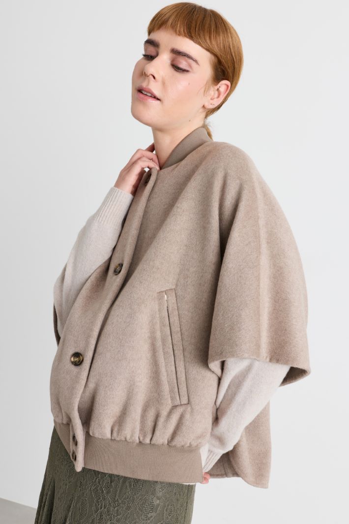 Double-Faced Cashmere Bomber Cape - CAMEL - Intrend - 3