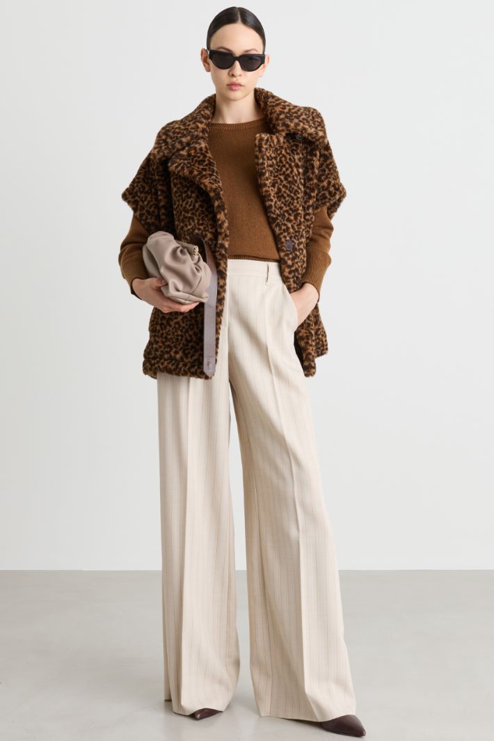 Cappa jacquard con maxi rever - ANIMALIER - Intrend