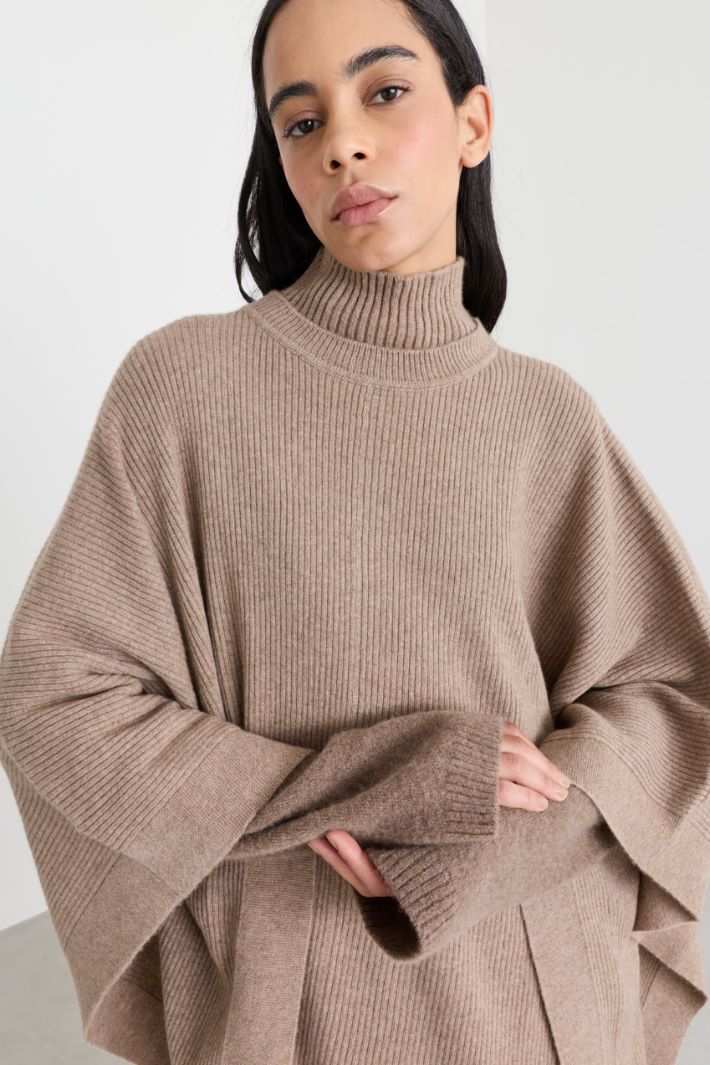 Cashmere cape - CAMEL - Intrend - 4