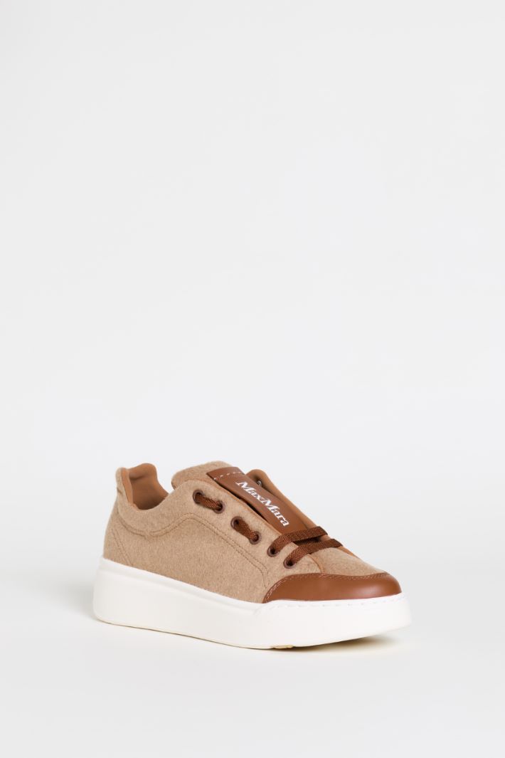 Water-repellent camel trainers - CAMEL - Intrend - 2