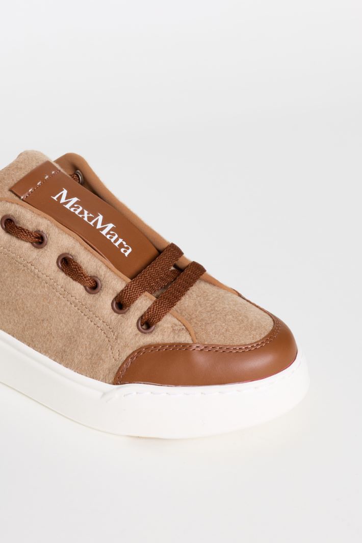 Water-repellent camel trainers - CAMEL - Intrend - 4
