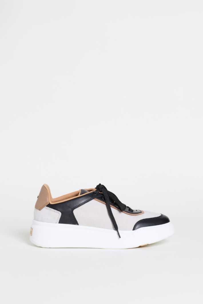 Colour-block leather trainers - WHITE - Intrend