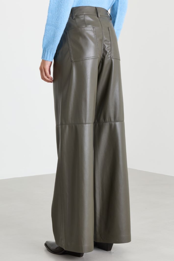 Wide-leg coated jersey trousers - GREEN - Intrend - 4