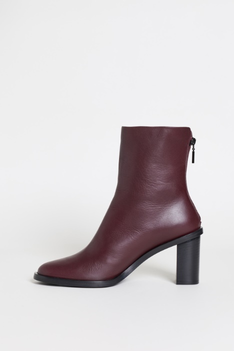 Stivaletto in pelle con zip
