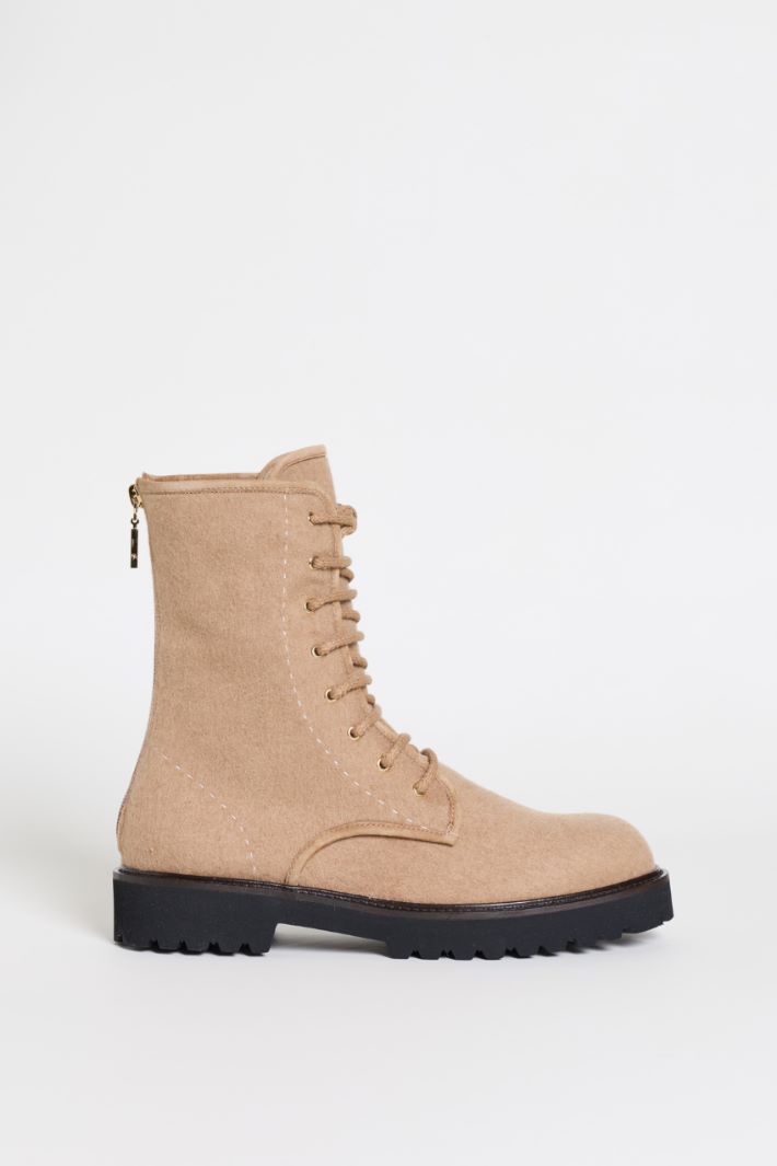 Water-Repellent Camel Combat Boot - CAMEL - Intrend
