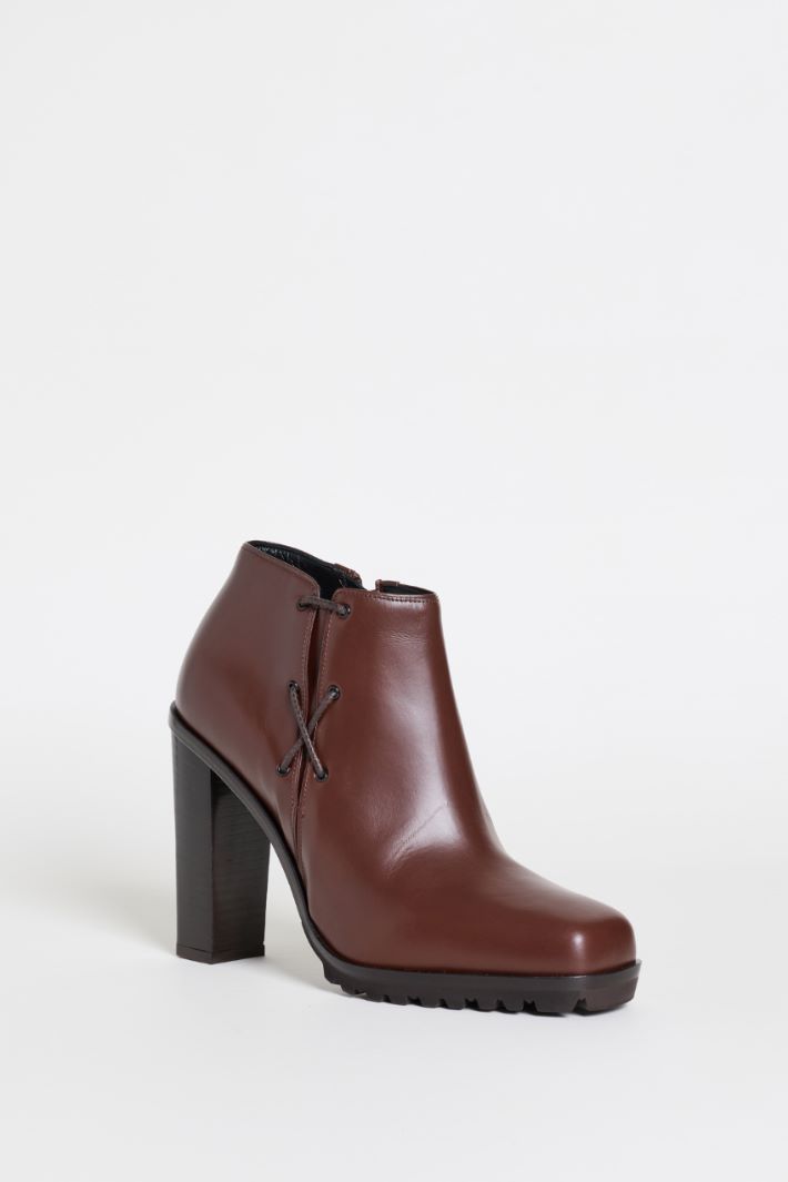 Side lace-up ankle boots - BROWN - Intrend - 2