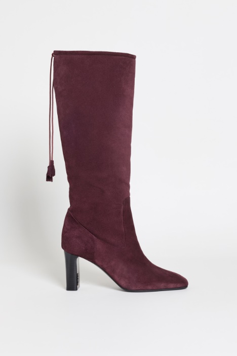 Supple Suede Boots - Intrend
