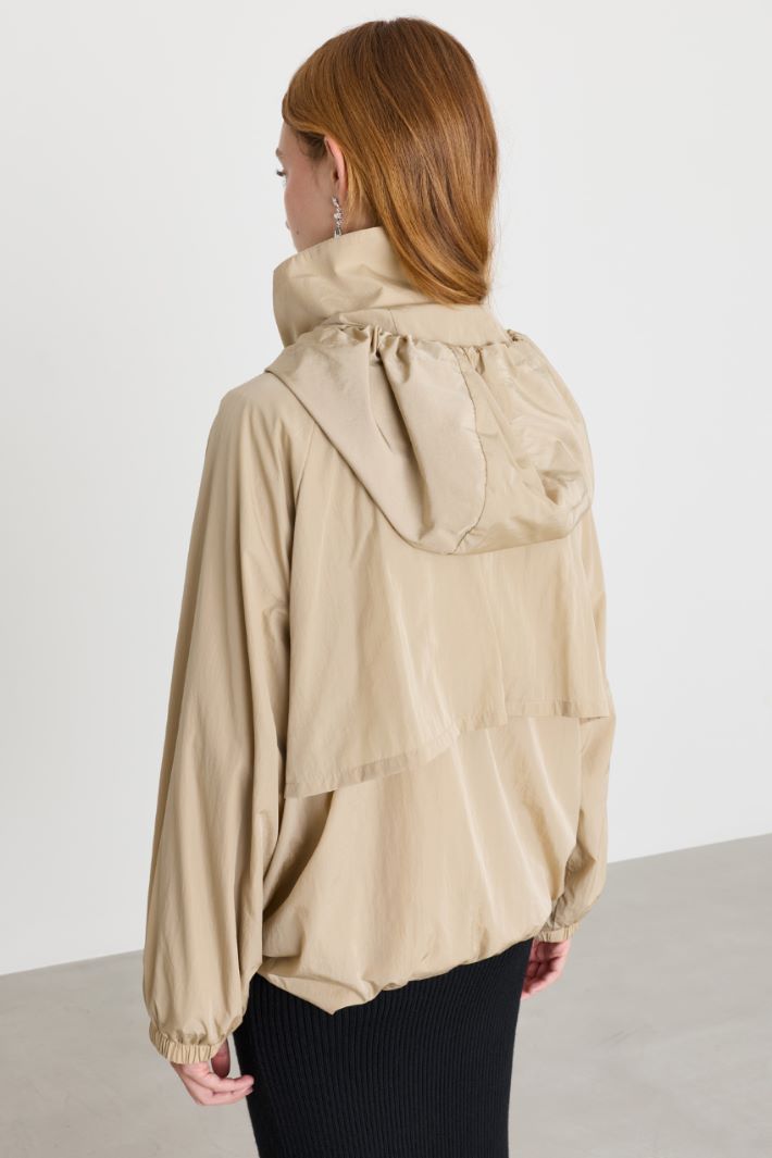 Chaqueta cortavientos de tafetán técnico - BEIGE - Intrend - 4