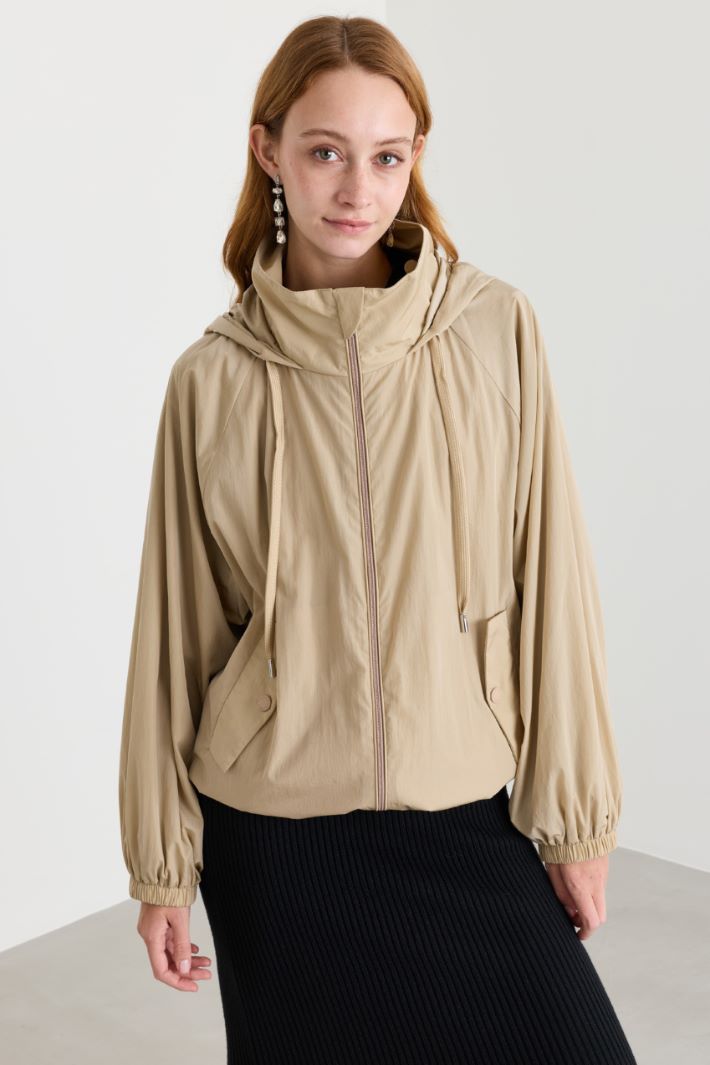 Chaqueta cortavientos de tafetán técnico - BEIGE - Intrend - 2