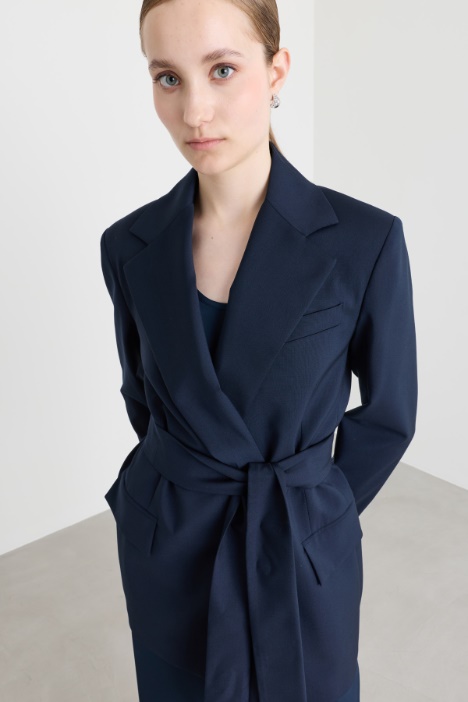 Blazer in lana con cintura