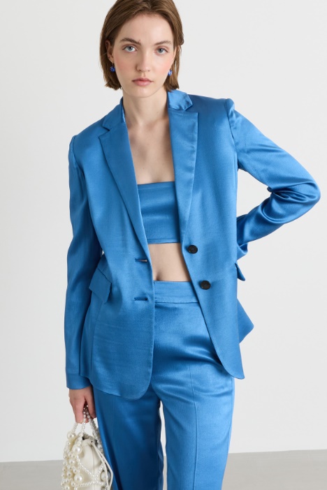 Completo tre pezzi in raso stretch