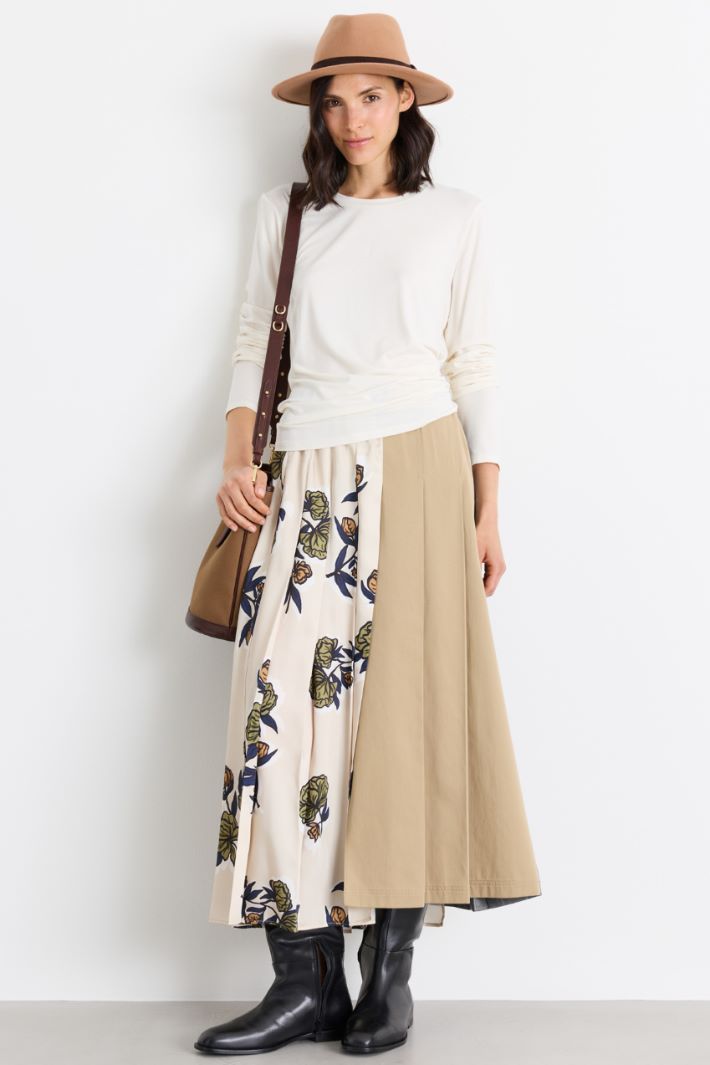 Asymmetric pleated skirt - WHITE CAMEL - Intrend