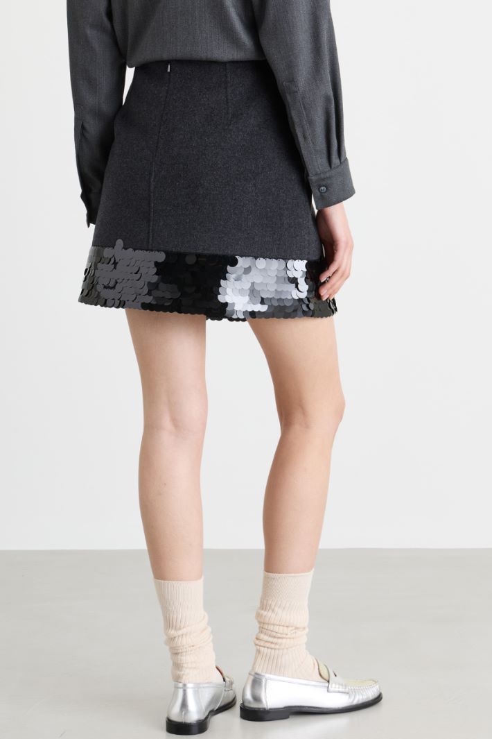 Sequin-hem miniskirt - BLACK - Intrend - 4