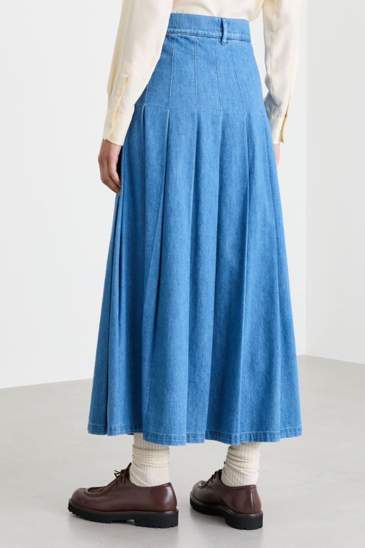 Ausgestellter Faltenrock aus Denim - HIMMELBLAU - Intrend - 4