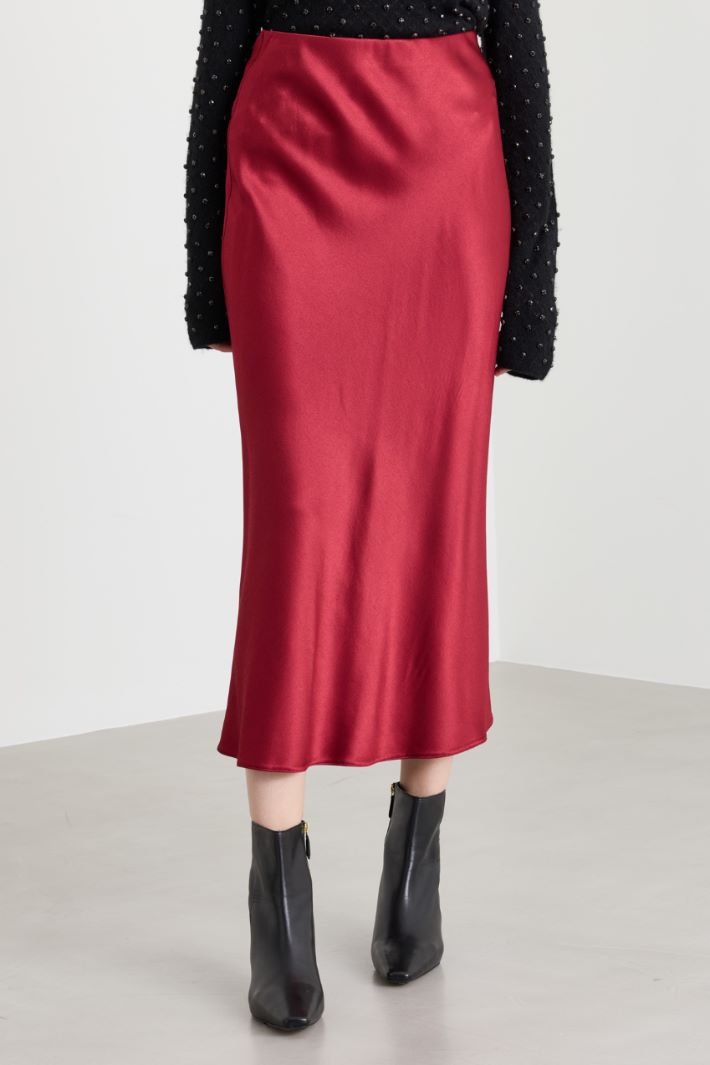 Stretch satin skirt - RED - Intrend - 2