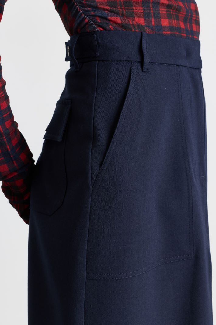 Long skirt with oversized pockets - BLUE - Intrend - 3