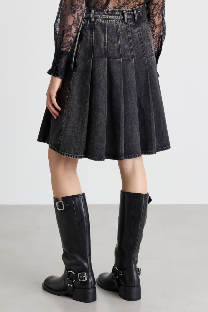 Short Pleated Skirt - BLACK - Intrend - 4