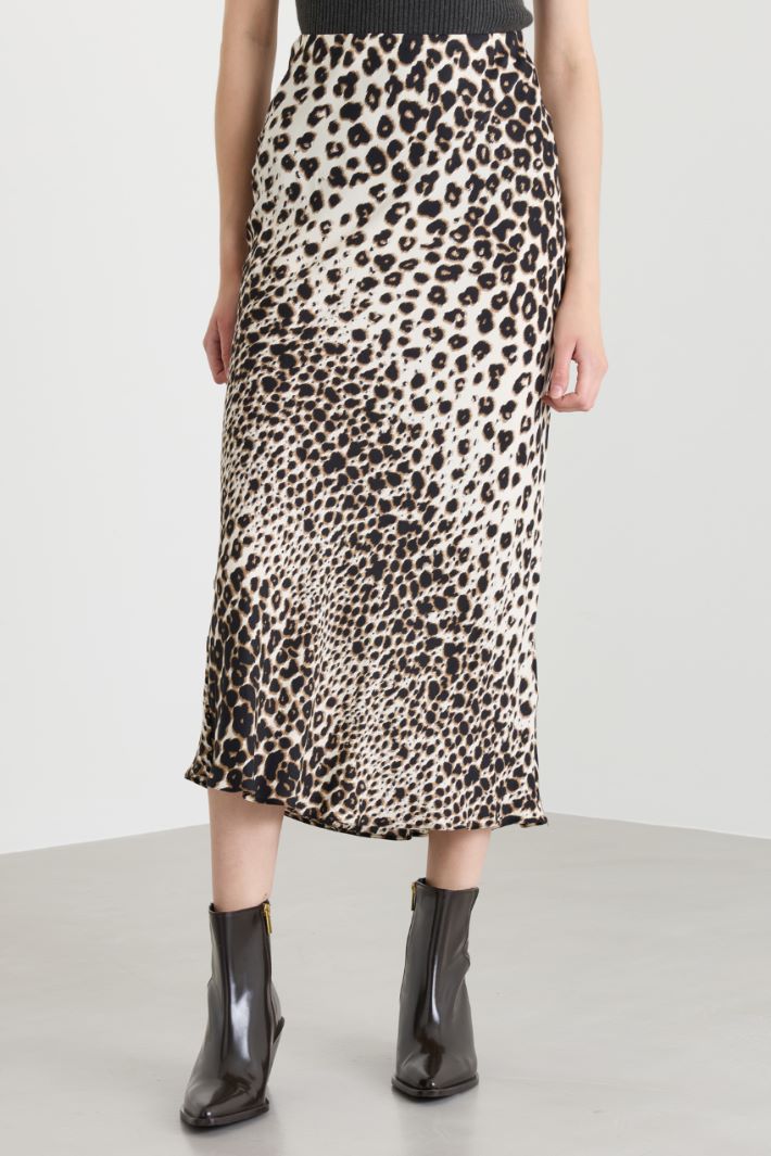 Printed viscose twill skirt - ANIMAL - Intrend - 2