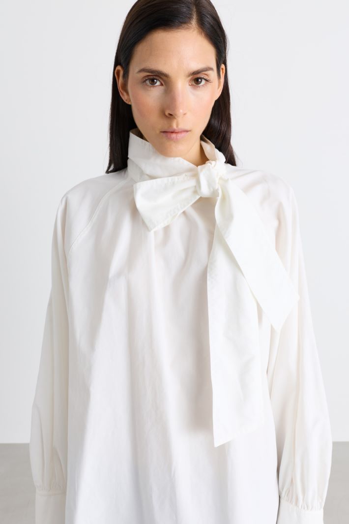 Blusa in popeline con collo a foulard - BIANCO - Intrend - 3