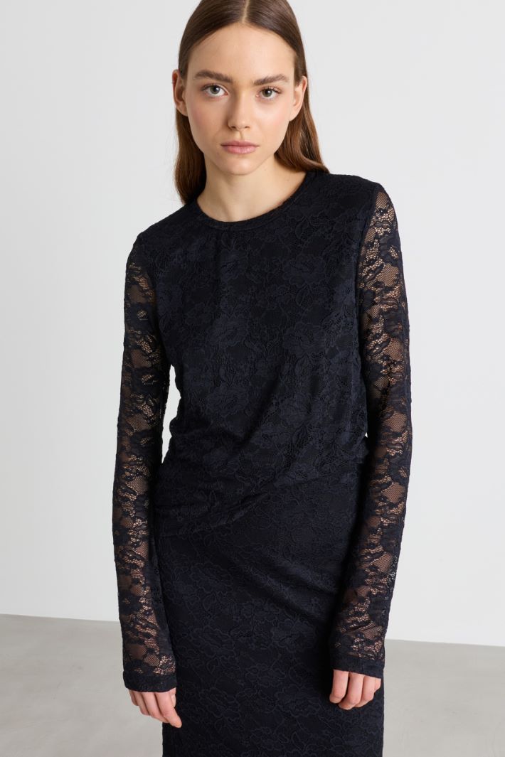 Top in pizzo stretch - NERO - Intrend - 2