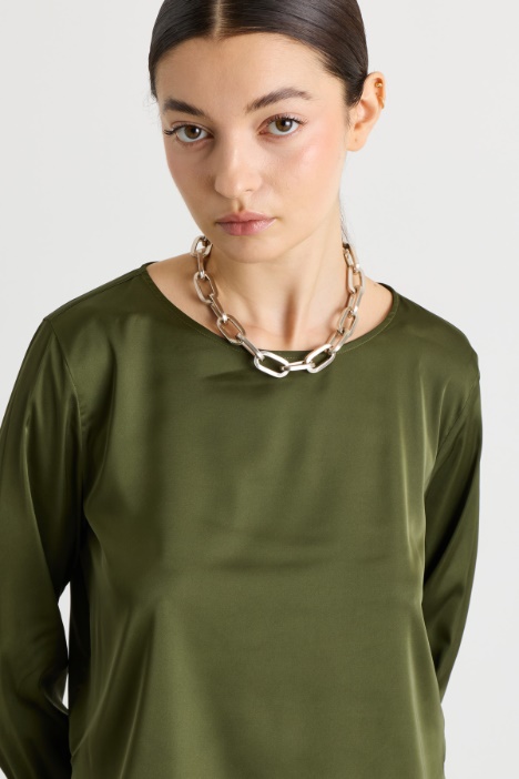 Blusa in raso stretch