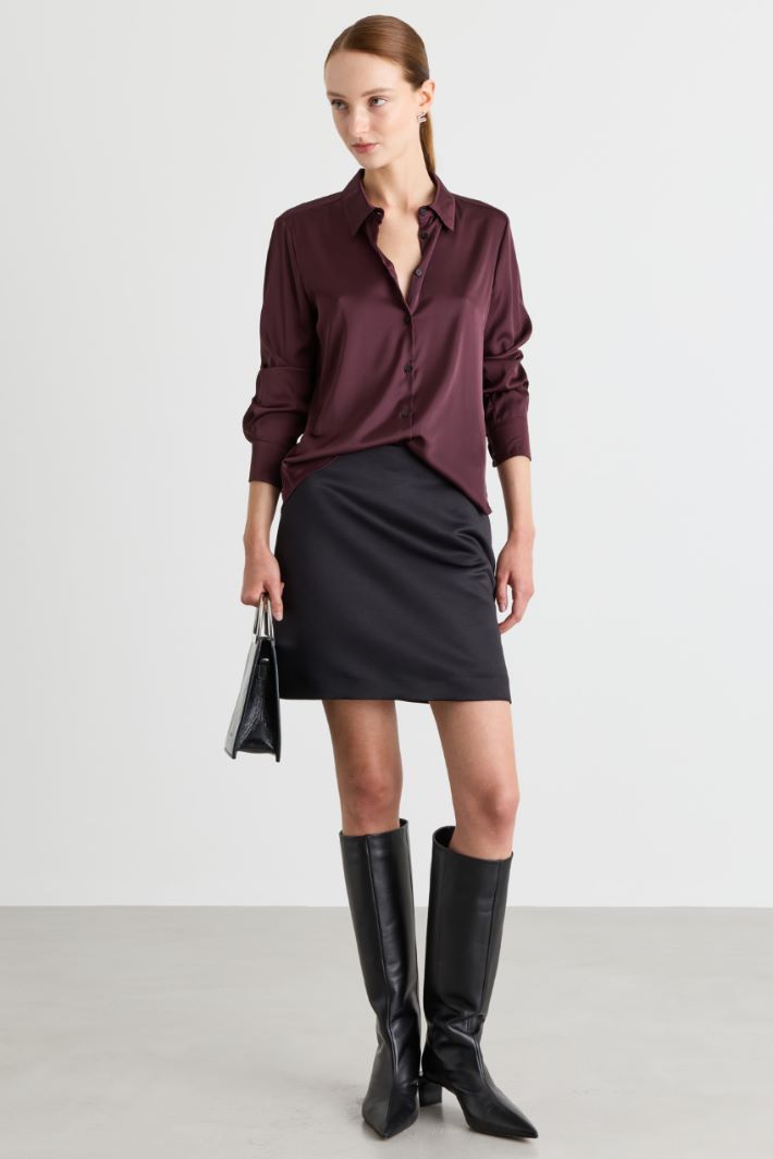Blusa in raso - BORDEAUX - Intrend