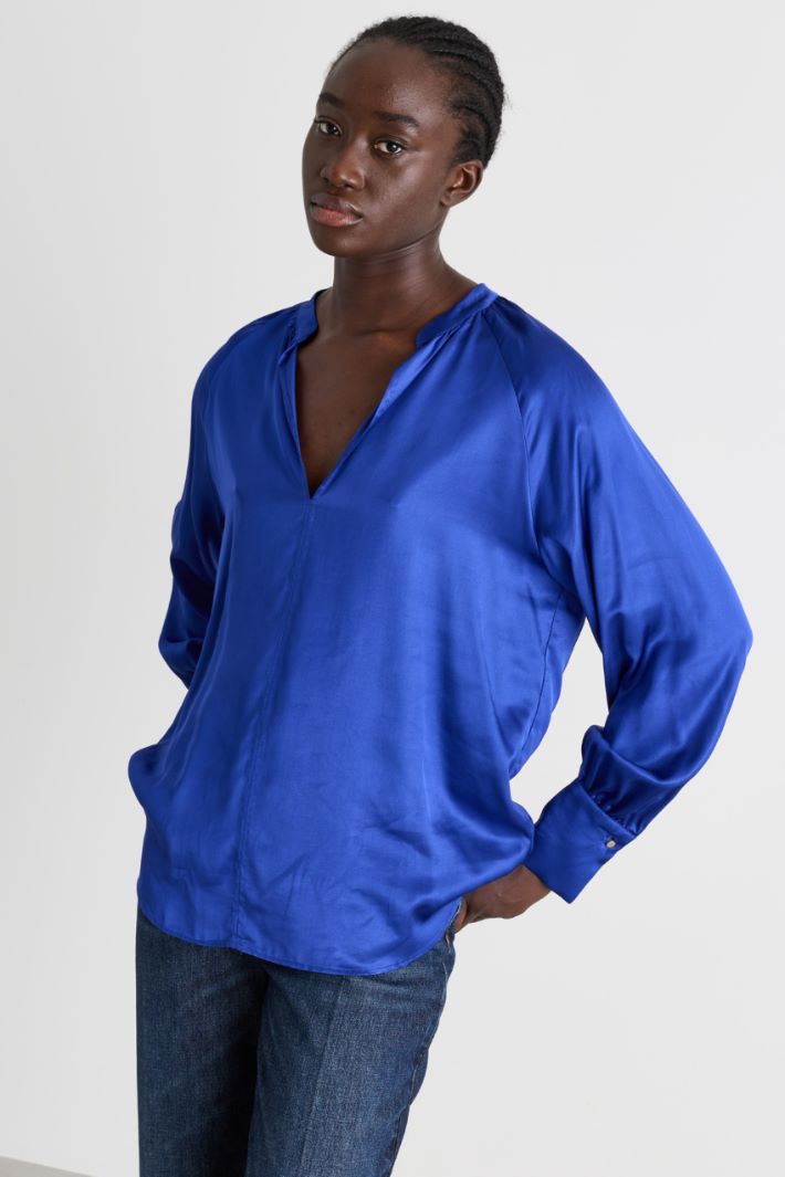 Satin blouse - BLUE - Intrend - 2