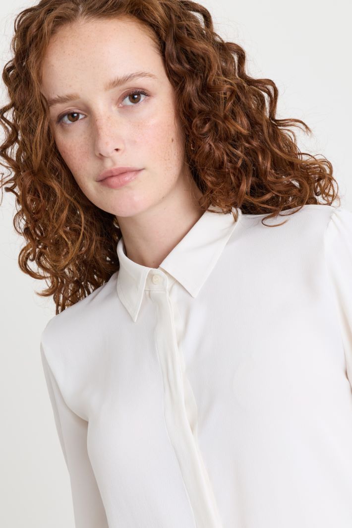 Camicia semiaderente con spacchi - BIANCO - Intrend - 3