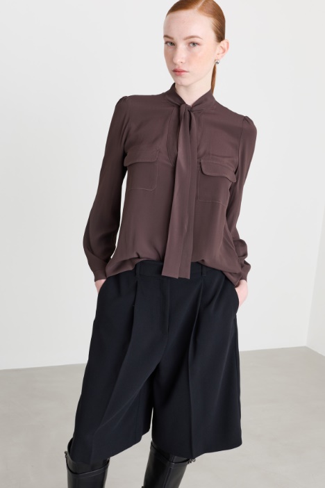 Fitted shirt with chest pockets - Intrend