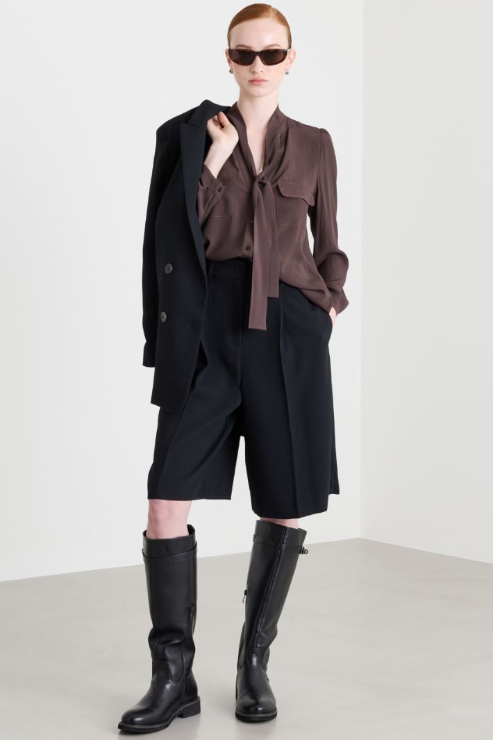 Camicia sfiancata con tasche al petto - MARRONE - Intrend