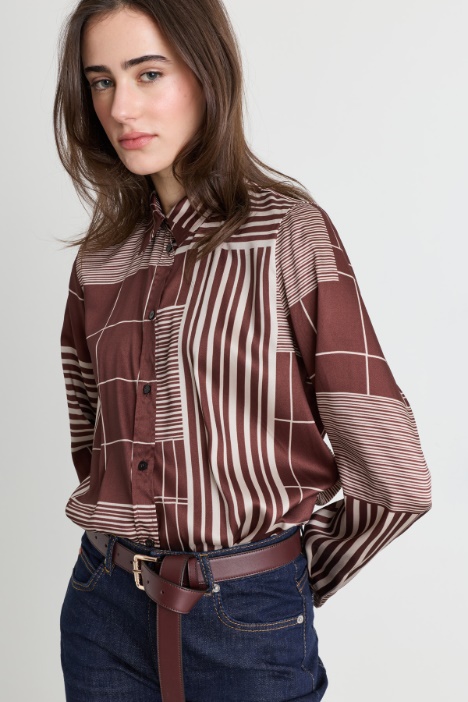 Camicia semiaderente in twill