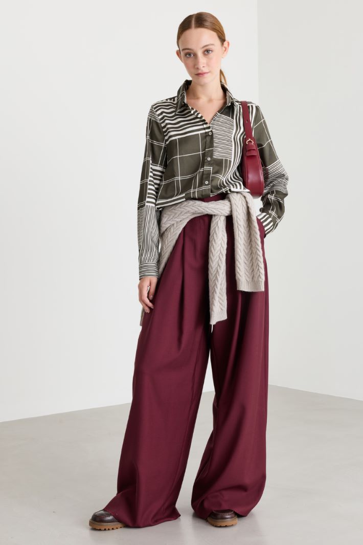 Camicia semiaderente in twil - VERDE - Intrend