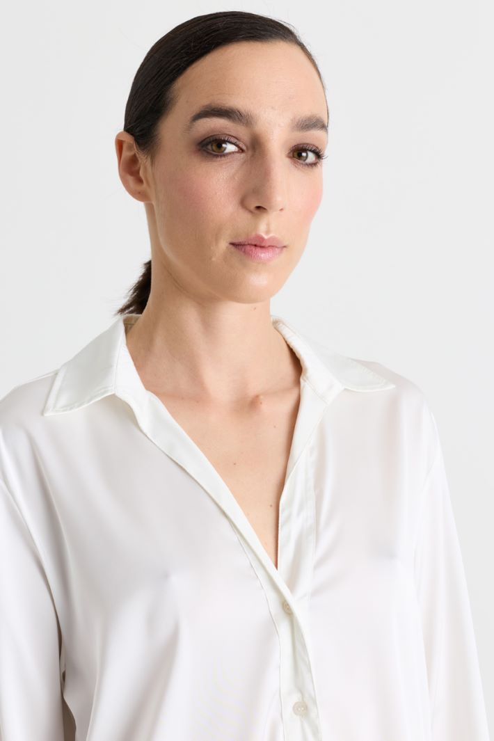 Blusa in raso leggero stretch - BIANCO - Intrend - 3