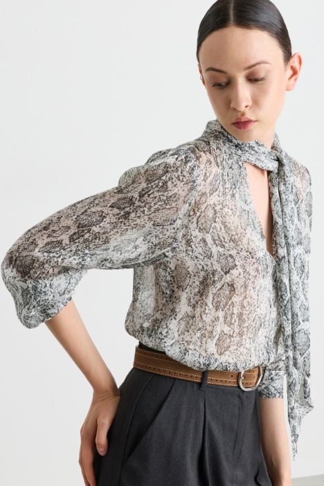 Blusa in creponne stampata - Intrend