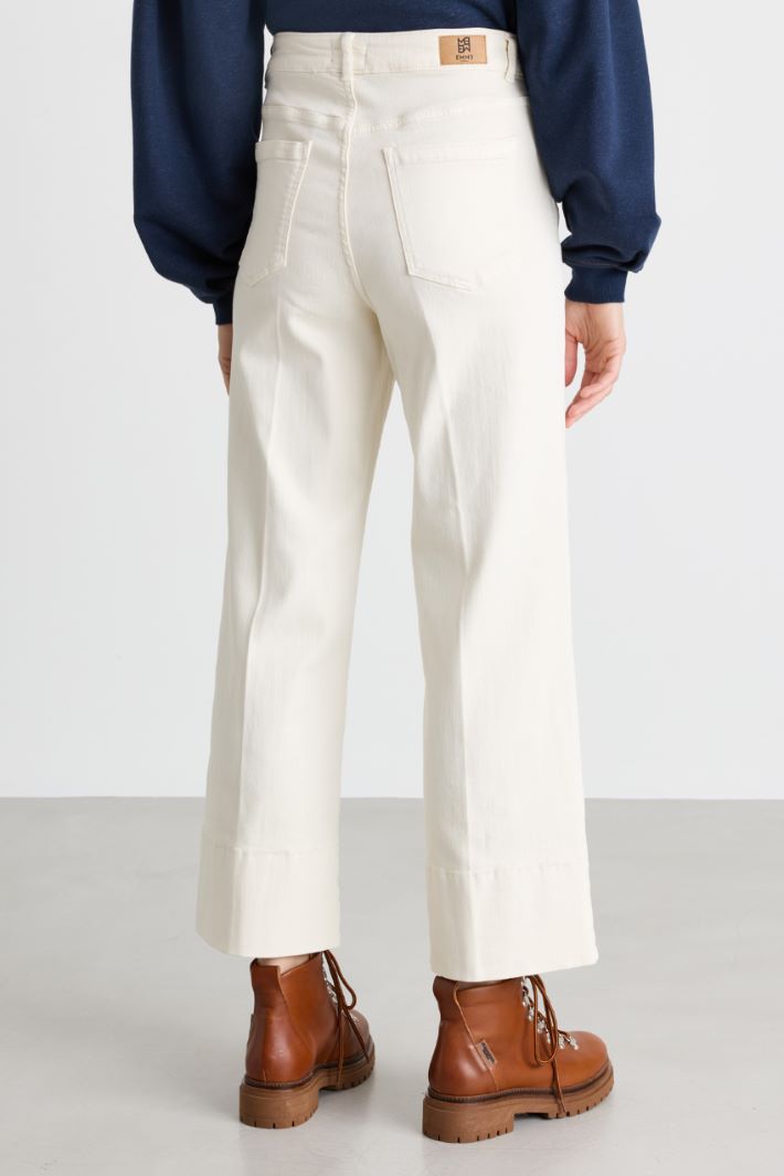 Straight-fit Trousers with a Deep Top-stitched Hem - WHITE - Intrend - 4