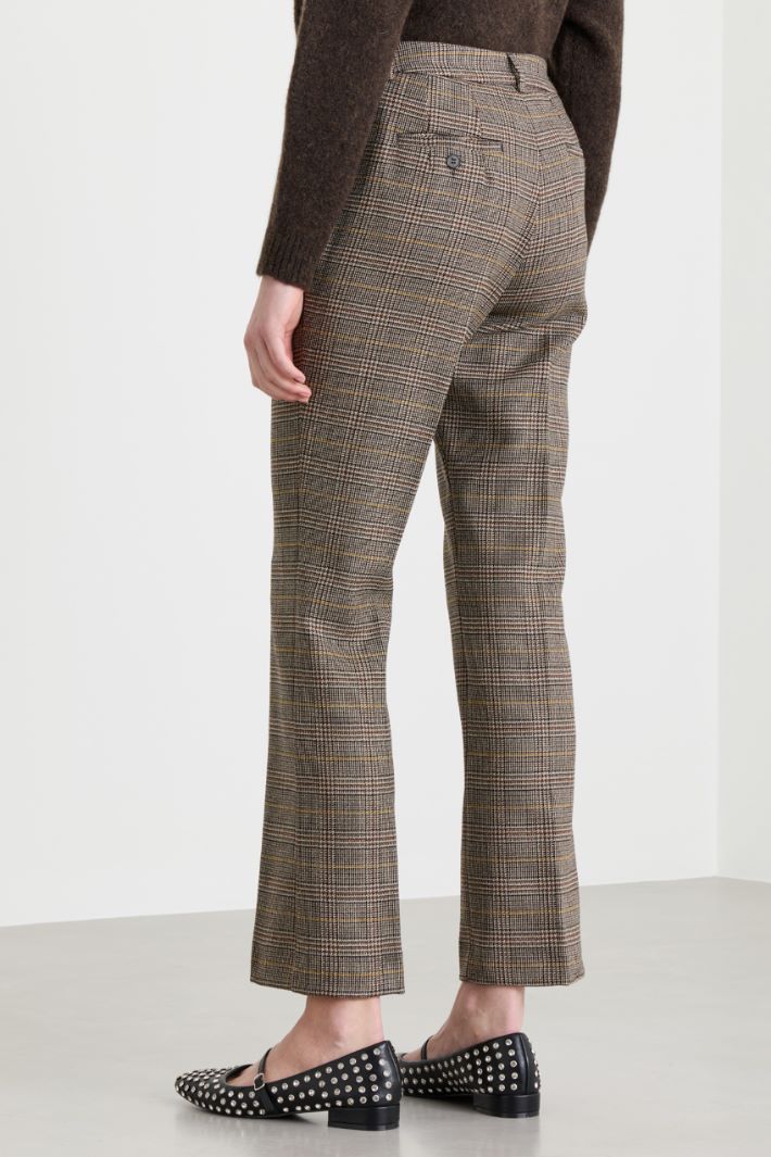 Cropped trousers in heavyweight batavia - BROWN - Intrend - 2
