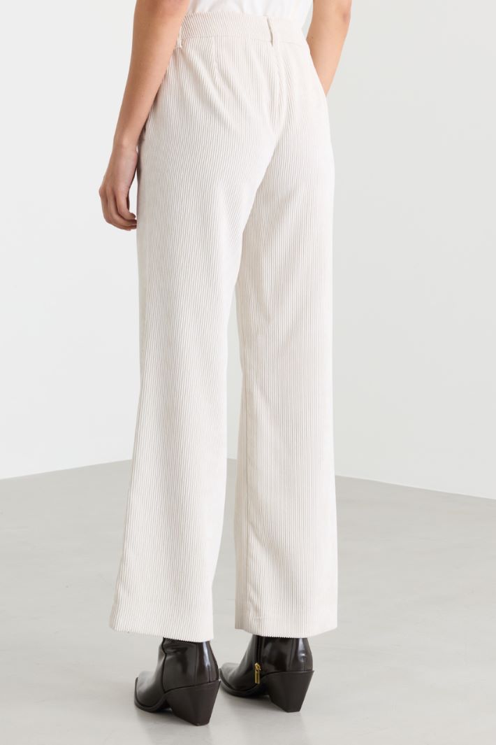 Straight corduroy trousers - WHITE - Intrend - 4