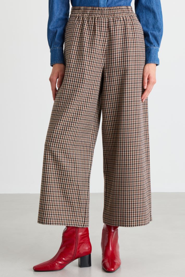 Wide-Leg Basketweave Trousers - BORDEAUX - Intrend - 2