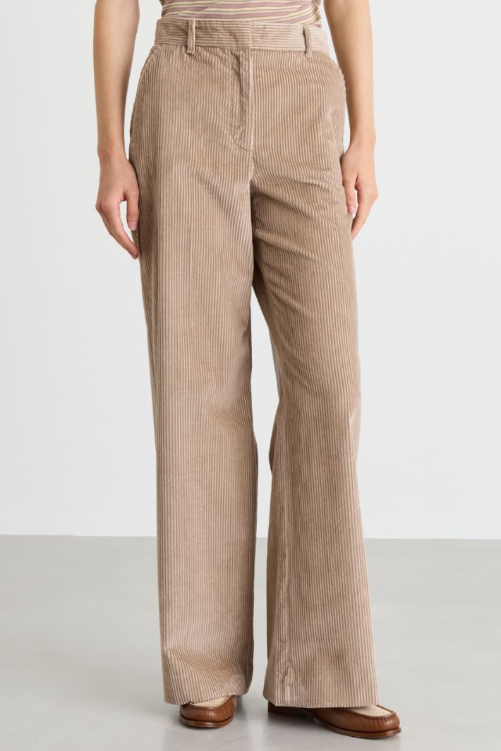 Wide leg corduroy trousers - CAMEL - Intrend - 2