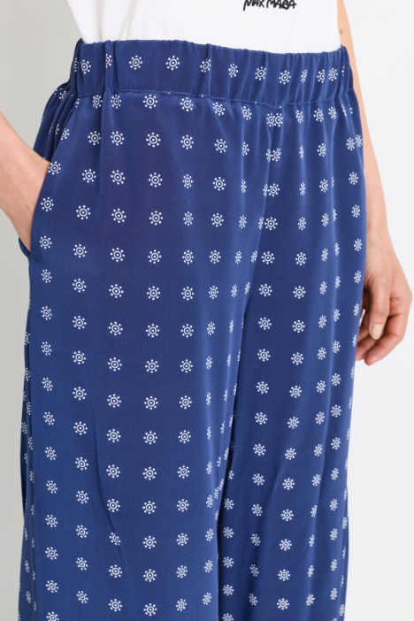 Pantalone crop in seta stampata