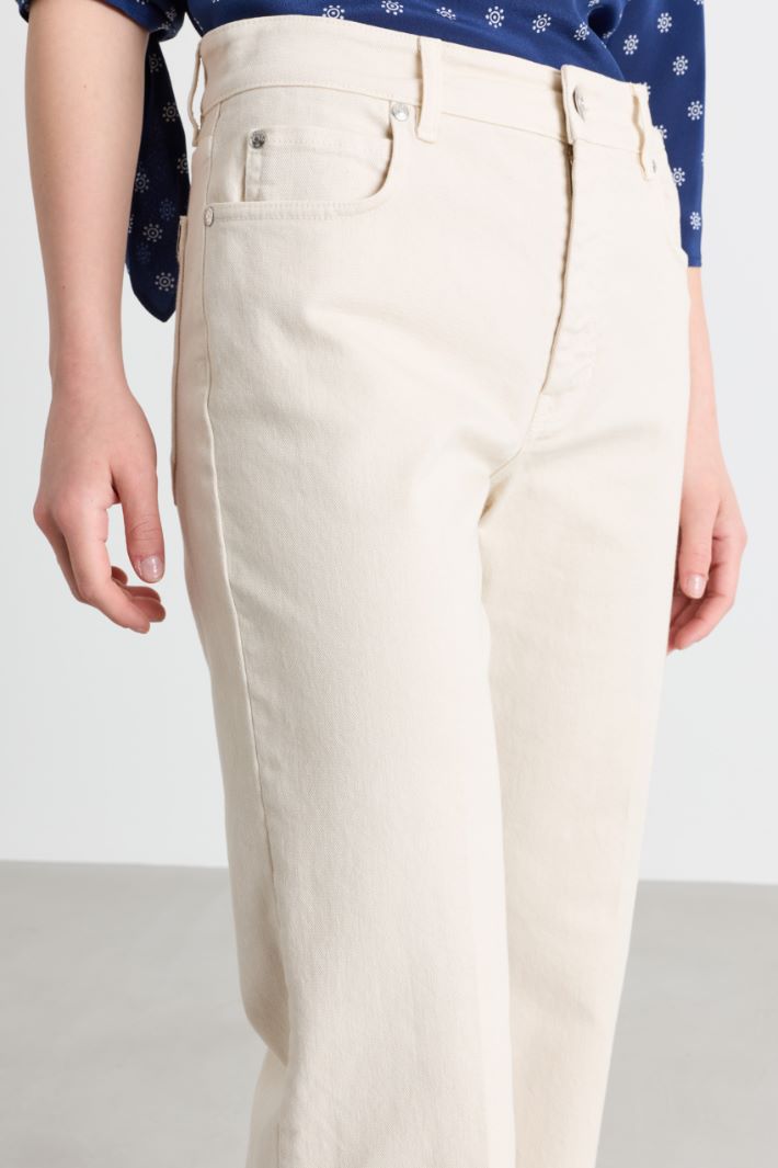 Flared Bull Denim Jeans - WHITE - Intrend - 3