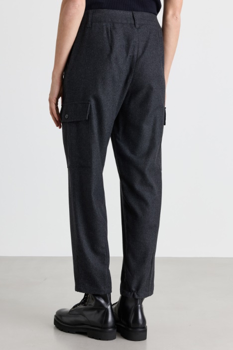 Pantalone cargo in flanella