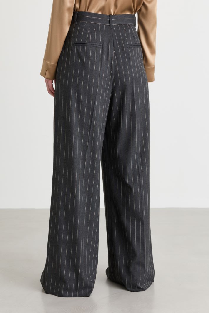 Pinstripe wide-leg trousers - GREY - Intrend - 4