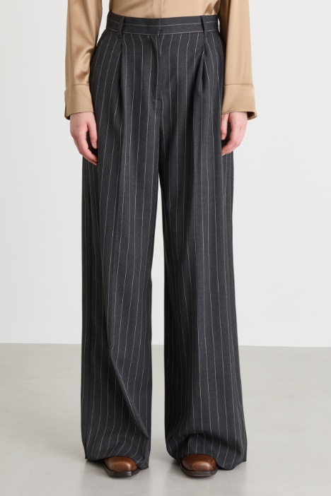 Pantalone ampio in viscosa stretch