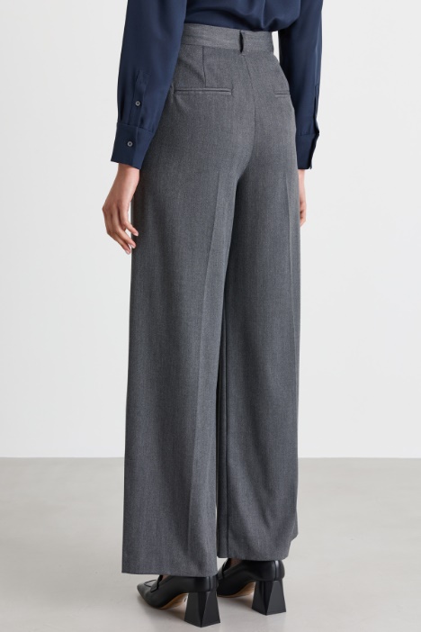 Pantalone ampio in viscosa stretch