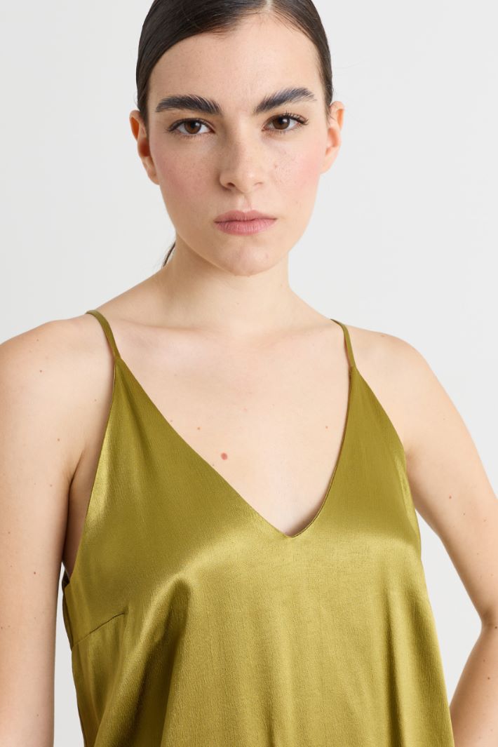 Top in raso stretch - VERDE - Intrend - 3