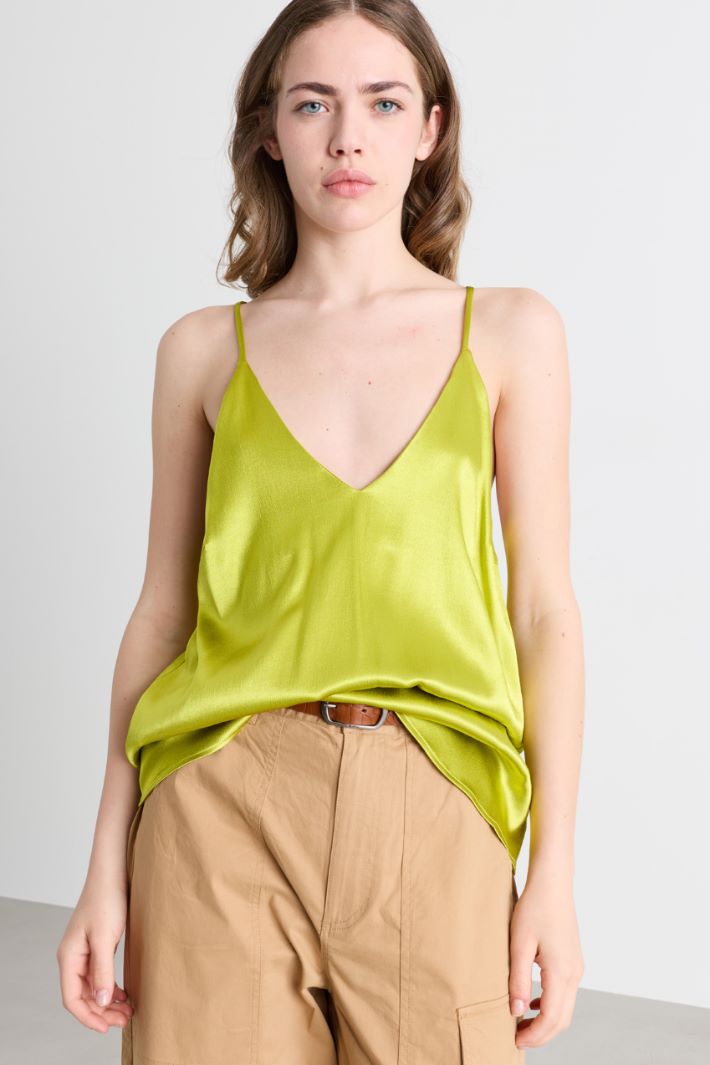 Top in raso stretch - VERDE - Intrend - 2