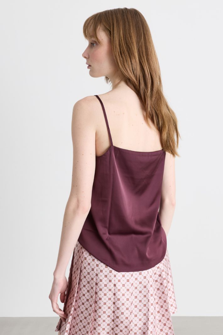 Top sfiancato in raso leggero - BORDEAUX - Intrend - 4