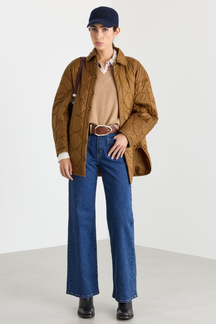 Jeans mit aufgesetzten Taschen - BLAU - Intrend