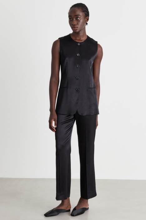 Completo gilet in raso stretch